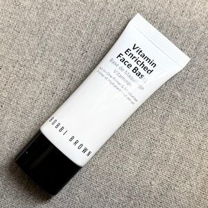 ❤️ BOBBI BROWN Vitamin Enriched Face Base mini